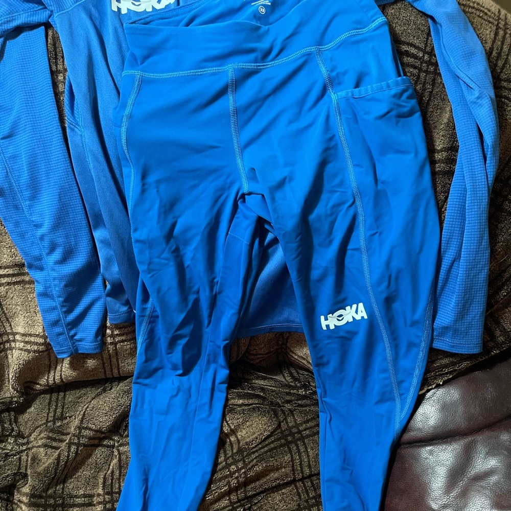 Xs Hoka one one blue running outfit